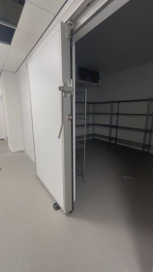 How to Operate a Fermod 57/09 Sling Door Lock